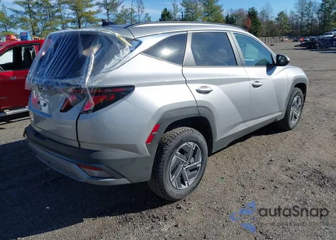 2025 Hyundai Tucson Hybrid Blue z USA, uszkodzony, nr VIN KM8JBDD1XSU314870